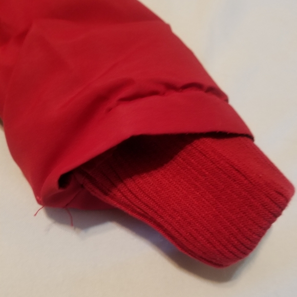 Red jackets faux fur lining girls various sizes - Picture 3 of 15